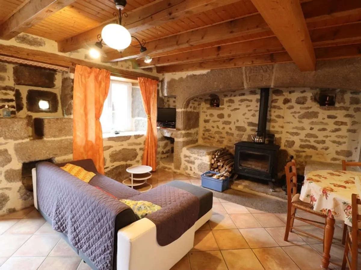 Charmante Maison Renovee Avec Jardin, Cheminee Et Equipements Modernes - 4 Pers. - Fr-1-742-243 Arcomie Hébergement de vacances